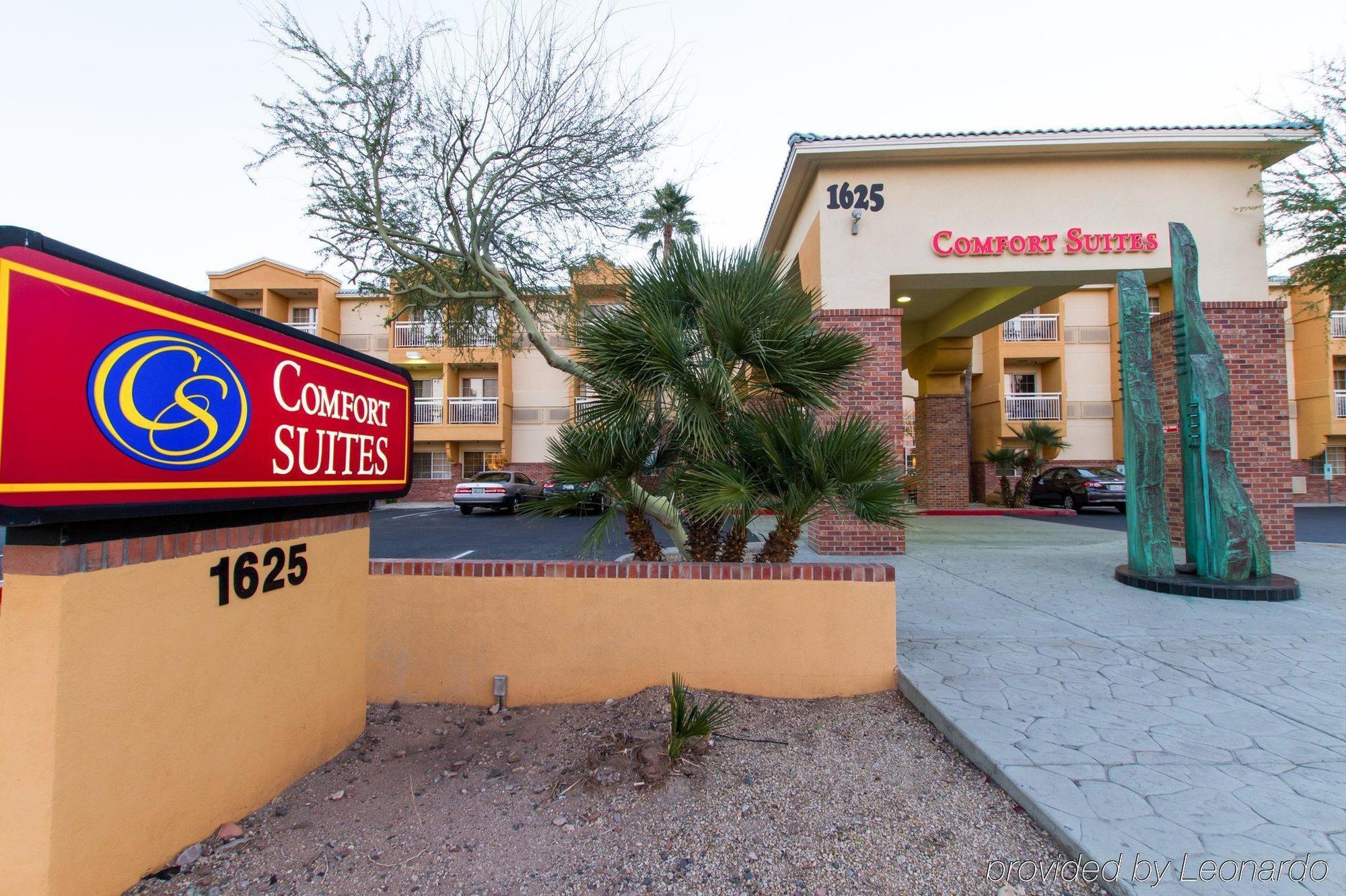 Comfort Suites Phoenix Airport Tempe Exterior foto